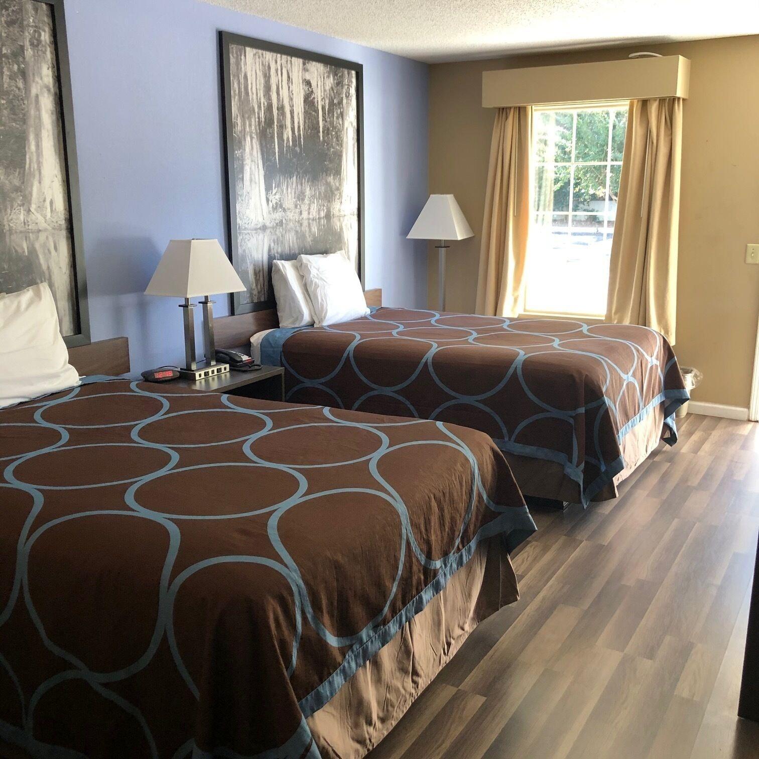 Super 8 By Wyndham Orangeburg North Motel Екстериор снимка